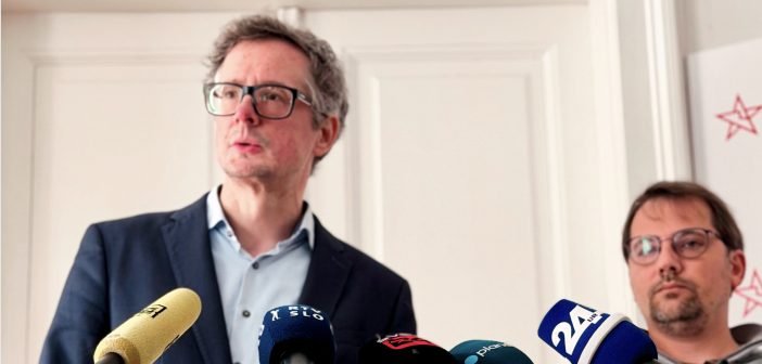 Raztrgali prvi zakonski predlog “sredinskega” trojčka